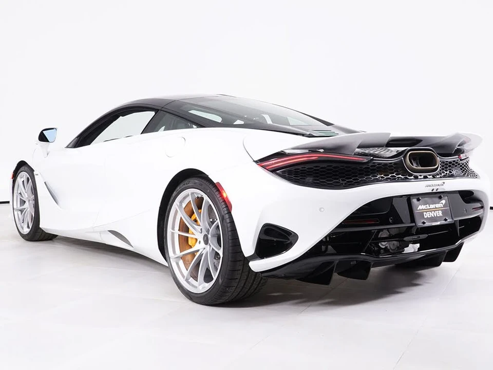 2027 McLaren 750S Coupe - Image 19 of 29