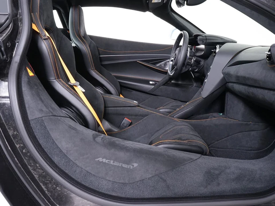 2027 McLaren 750S Coupe - Image 28 of 29