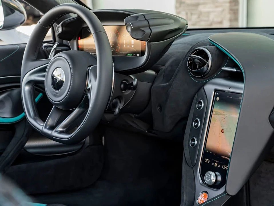 2027 McLaren 750S Coupe - Image 30 of 31