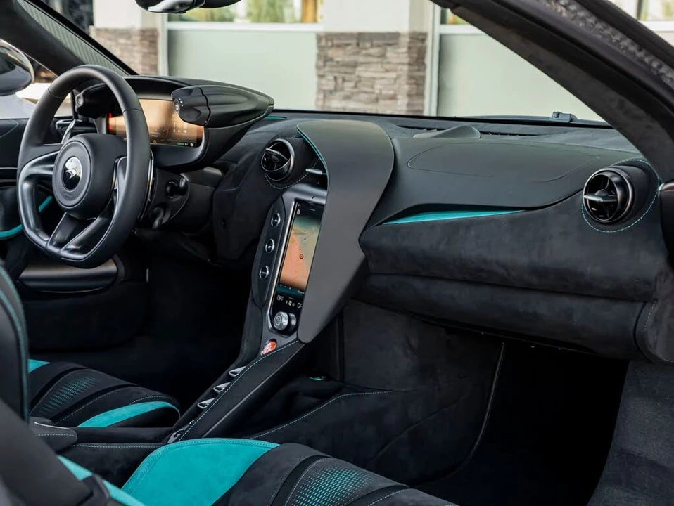 2027 McLaren 750S Coupe - Image 29 of 31