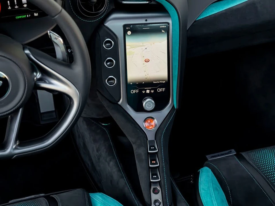 2027 McLaren 750S Coupe - Image 22 of 31