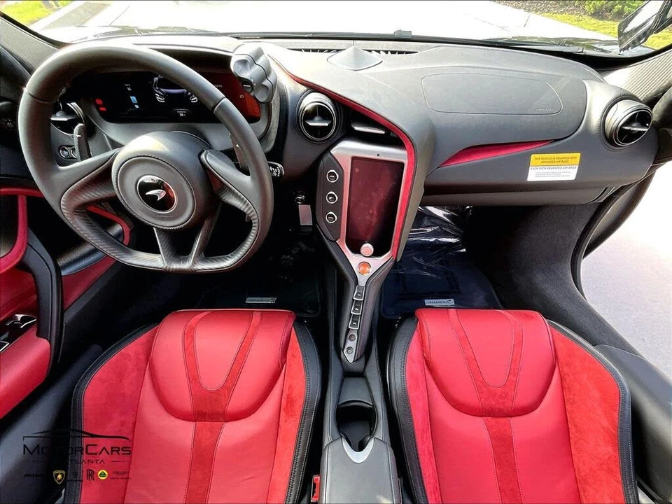 2027 McLaren 750S Coupe - Image 5 of 15