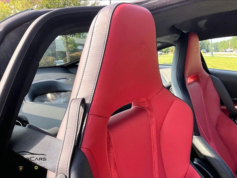 2027 McLaren 750S Coupe - Image 14 of 15