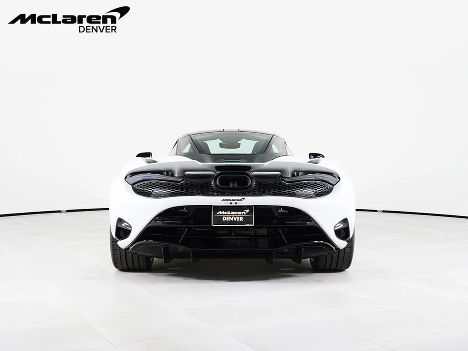 2027 McLaren 750S Coupe - Image 7 of 28