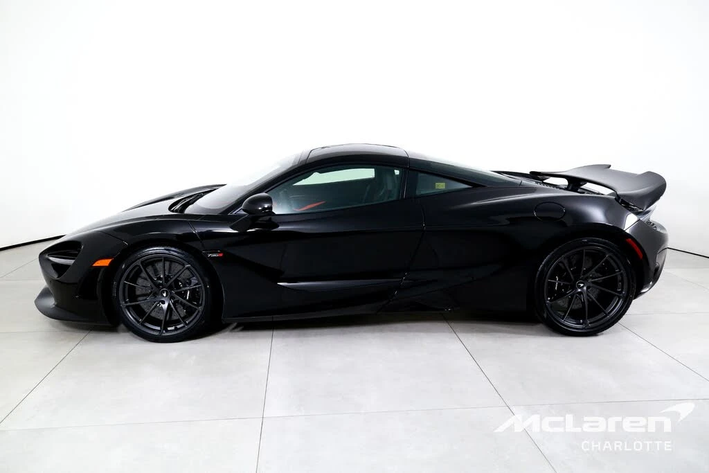 2027 McLaren 750S Coupe - Image 6 of 7