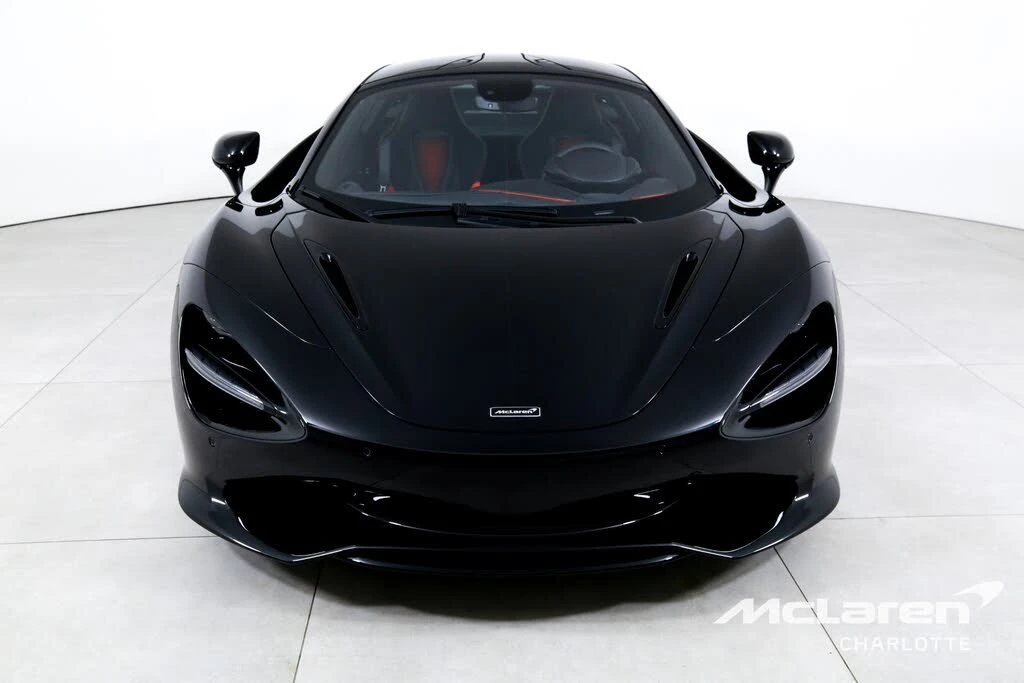 2027 McLaren 750S Coupe - Image 4 of 7