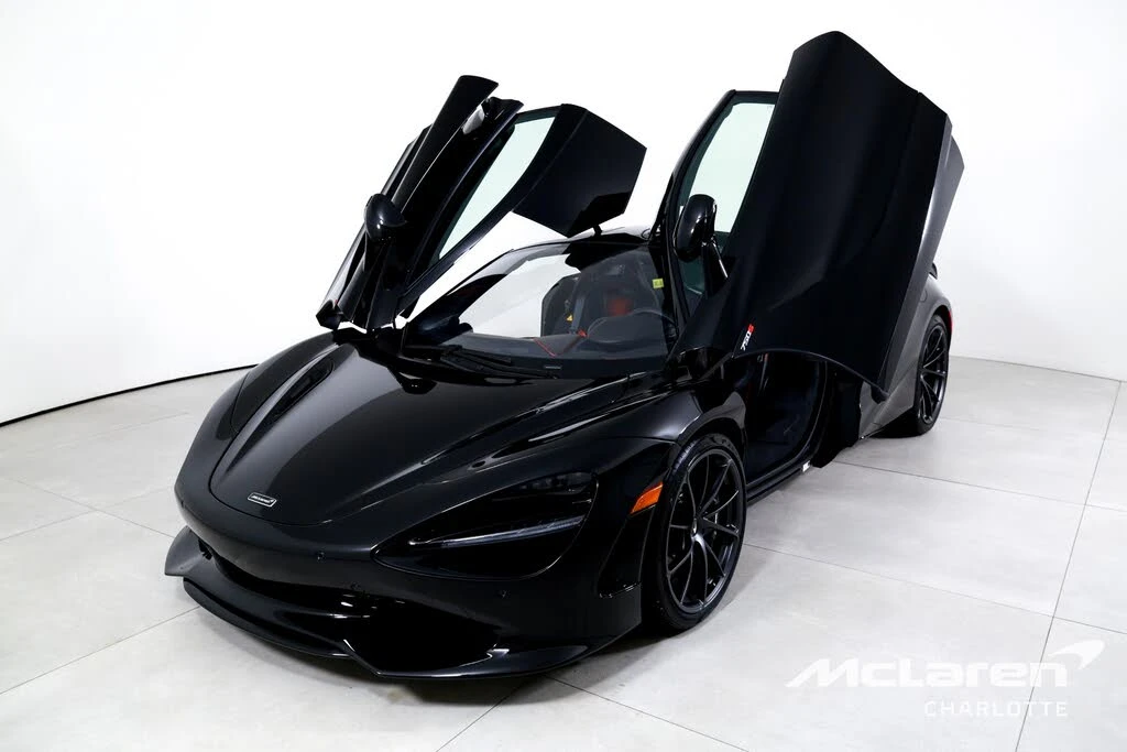 2027 McLaren 750S Coupe - Image 5 of 7