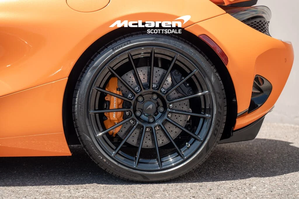 2027 McLaren 750S Coupe - Image 30 of 31