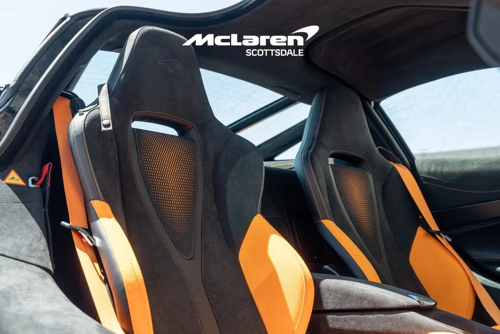 2027 McLaren 750S Coupe - Image 12 of 31