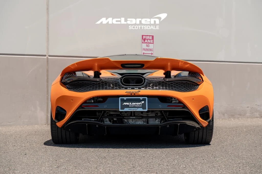 2027 McLaren 750S Coupe - Image 6 of 31