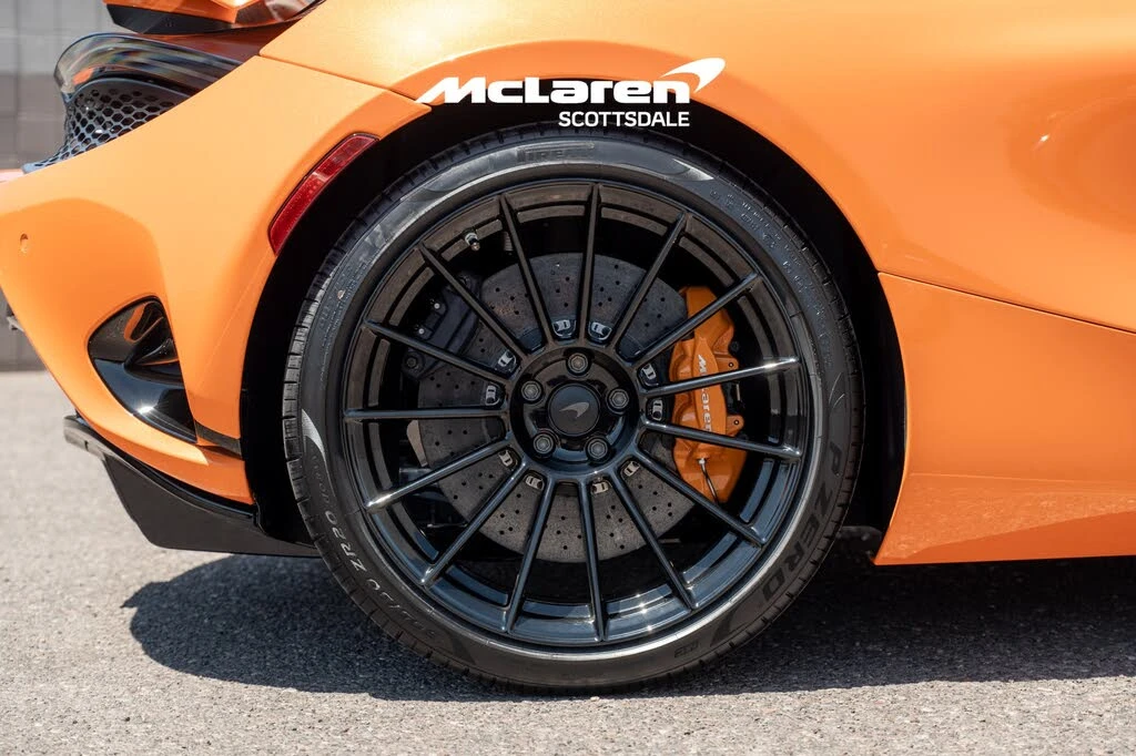2027 McLaren 750S Coupe - Image 31 of 31