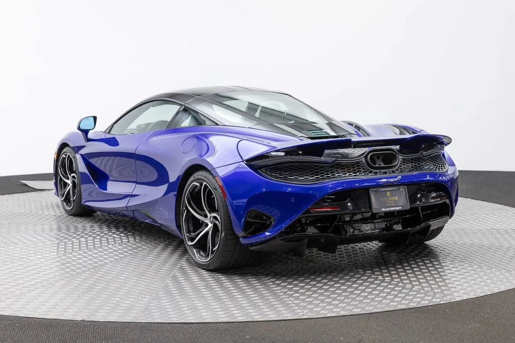 2027 McLaren 750S Coupe - Image 4 of 31