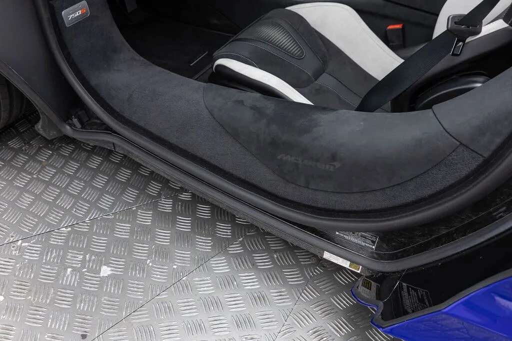2027 McLaren 750S Coupe - Image 22 of 31