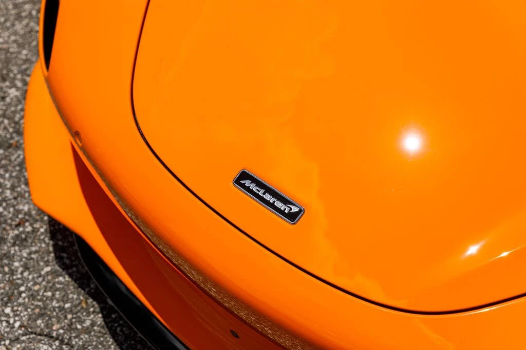 2027 McLaren 750S Coupe - Image 2 of 31