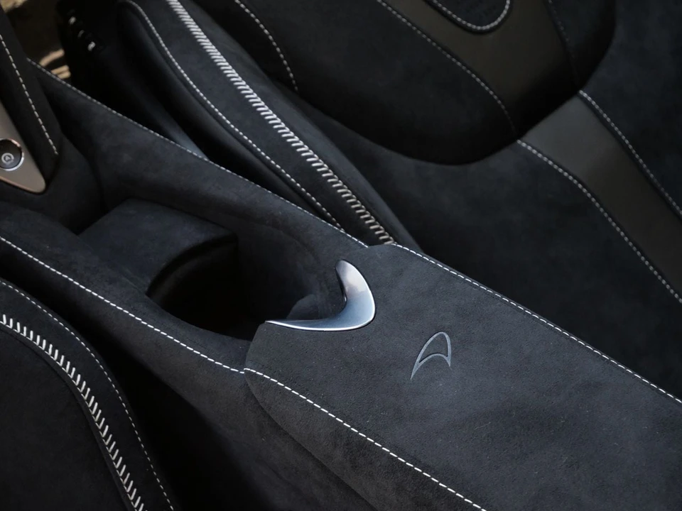 2027 McLaren 750S Coupe - Image 21 of 28