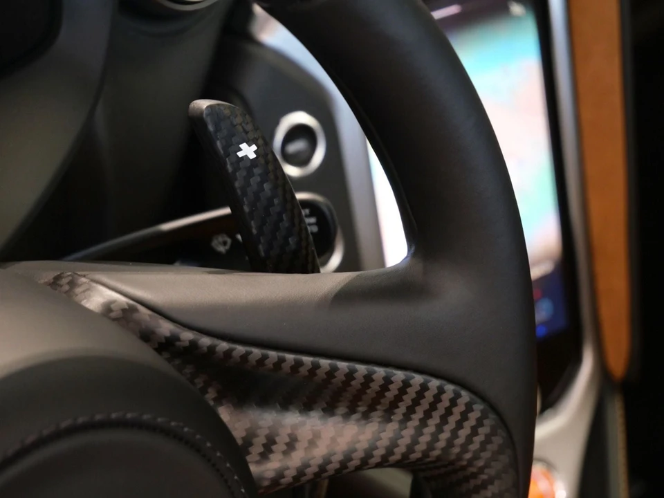 2027 McLaren 750S Coupe - Image 11 of 28