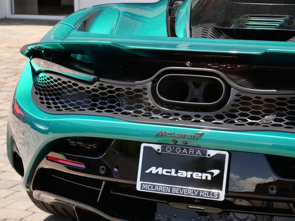 2027 McLaren 750S Coupe - Image 21 of 28