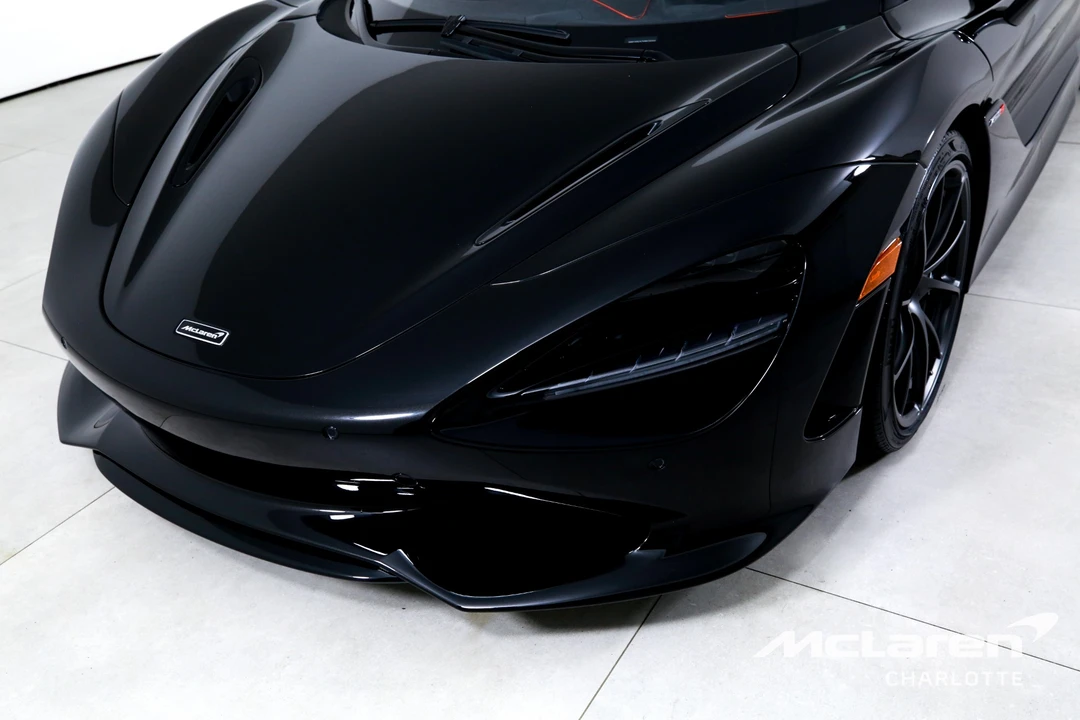2027 McLaren 750S - Image 31 of 31