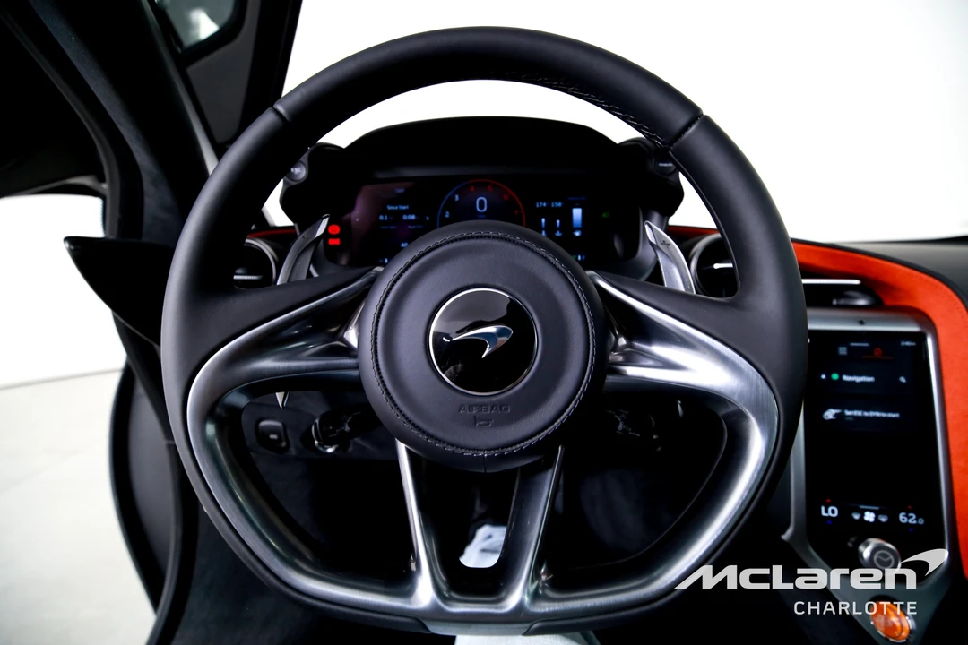 2027 McLaren 750S - Image 15 of 31