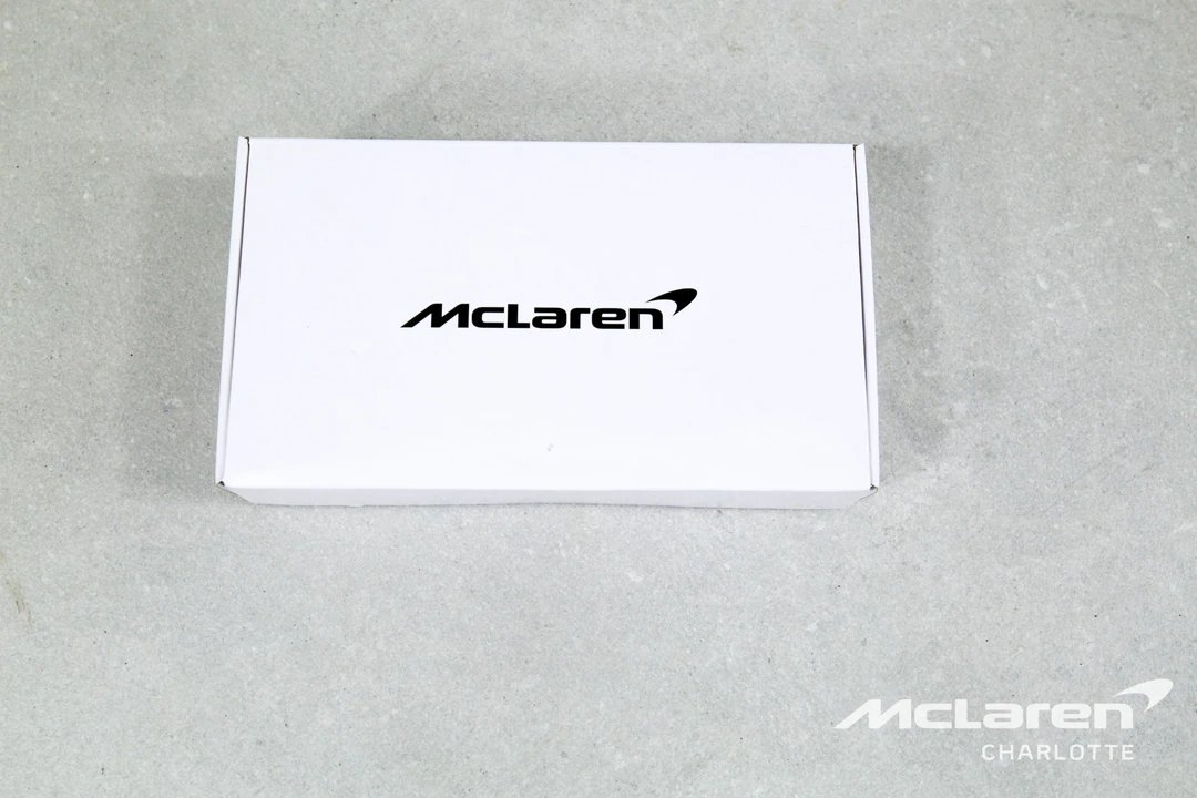 2027 McLaren 750S - Image 22 of 31