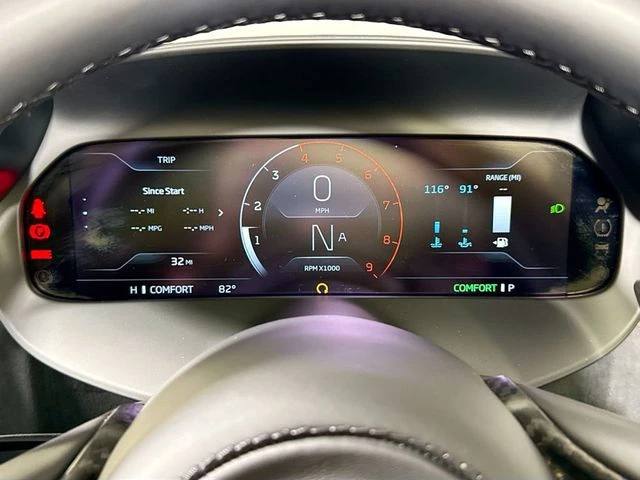 2027 McLaren 750S - Image 12 of 31