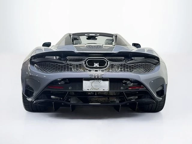 2027 McLaren 750S - Image 5 of 31