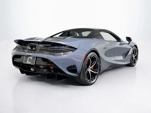 2027 McLaren 750S - Image 6 of 31