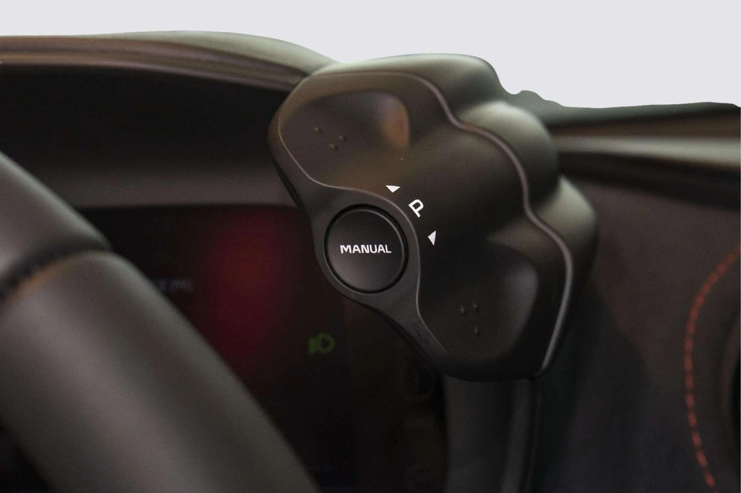 2027 McLaren 750S - Image 31 of 31