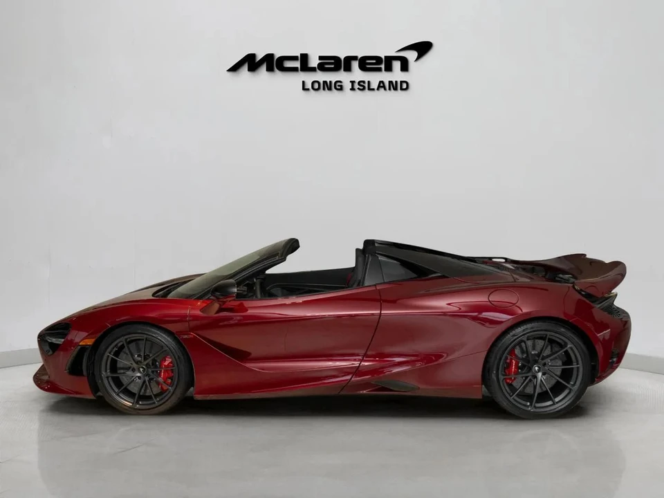 2027 McLaren 750S - Image 12 of 31