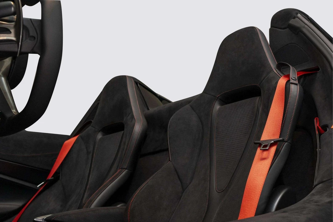 2027 McLaren 750S - Image 22 of 31