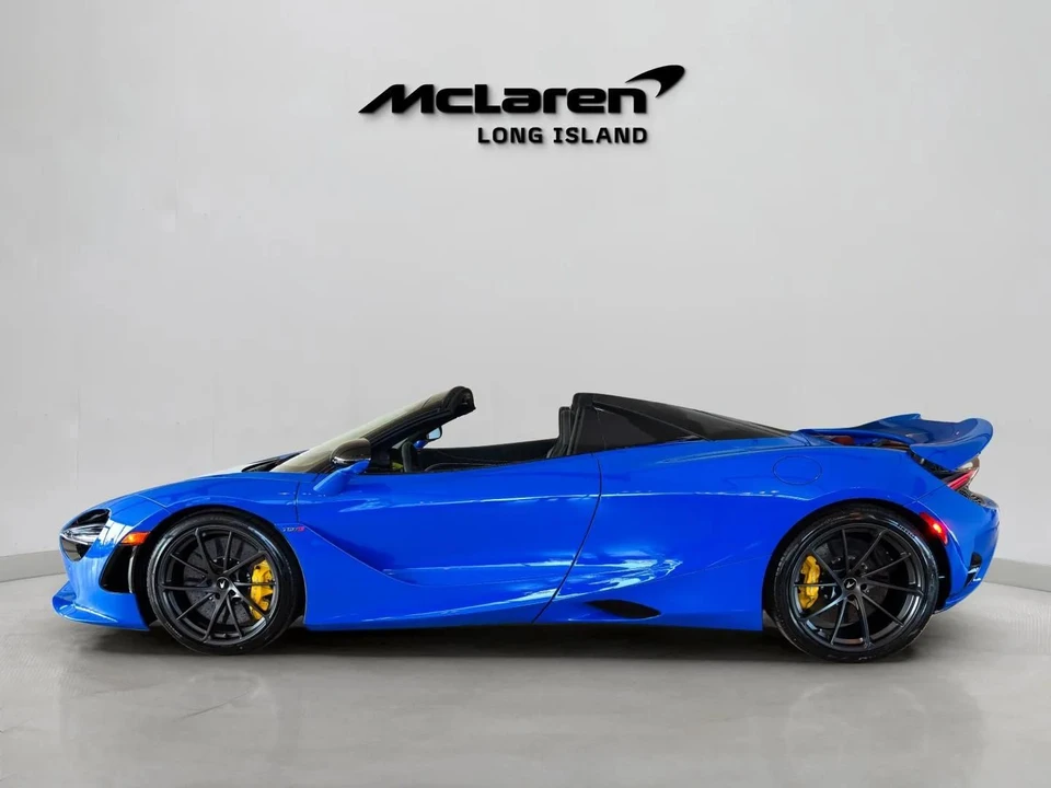 2027 McLaren 750S - Image 9 of 31