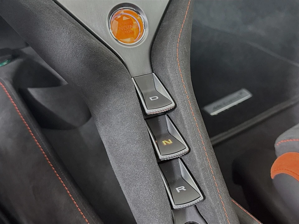 2027 McLaren 750S Spider - Image 14 of 22