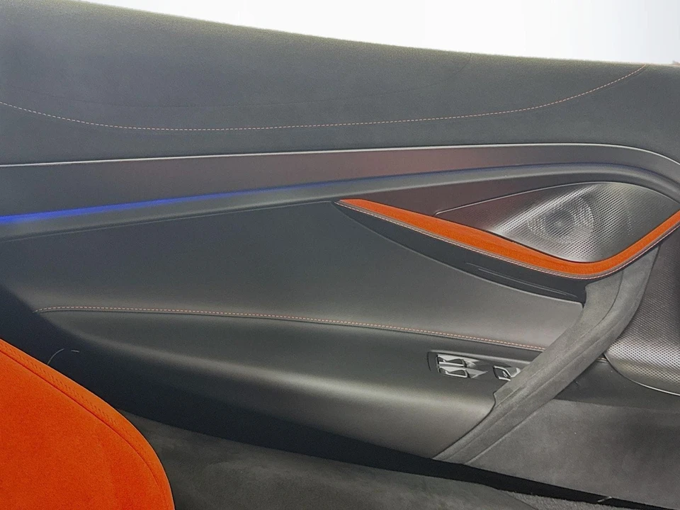 2027 McLaren 750S Spider - Image 15 of 22