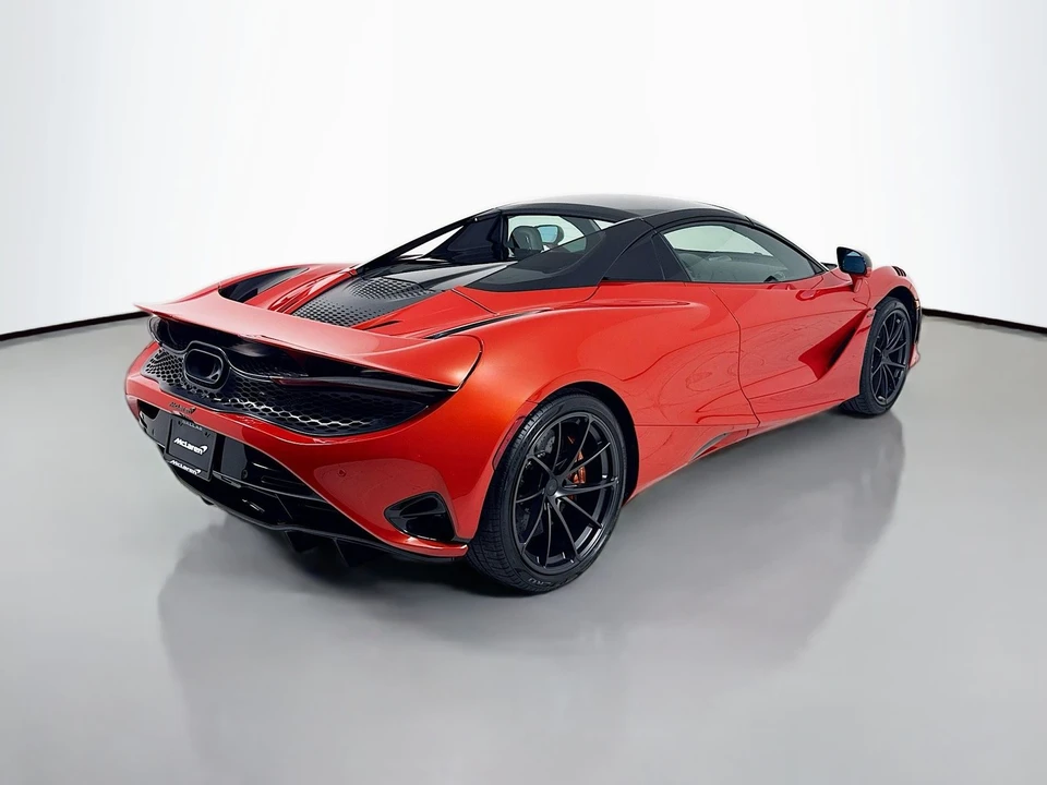 2027 McLaren 750S Spider - Image 7 of 22