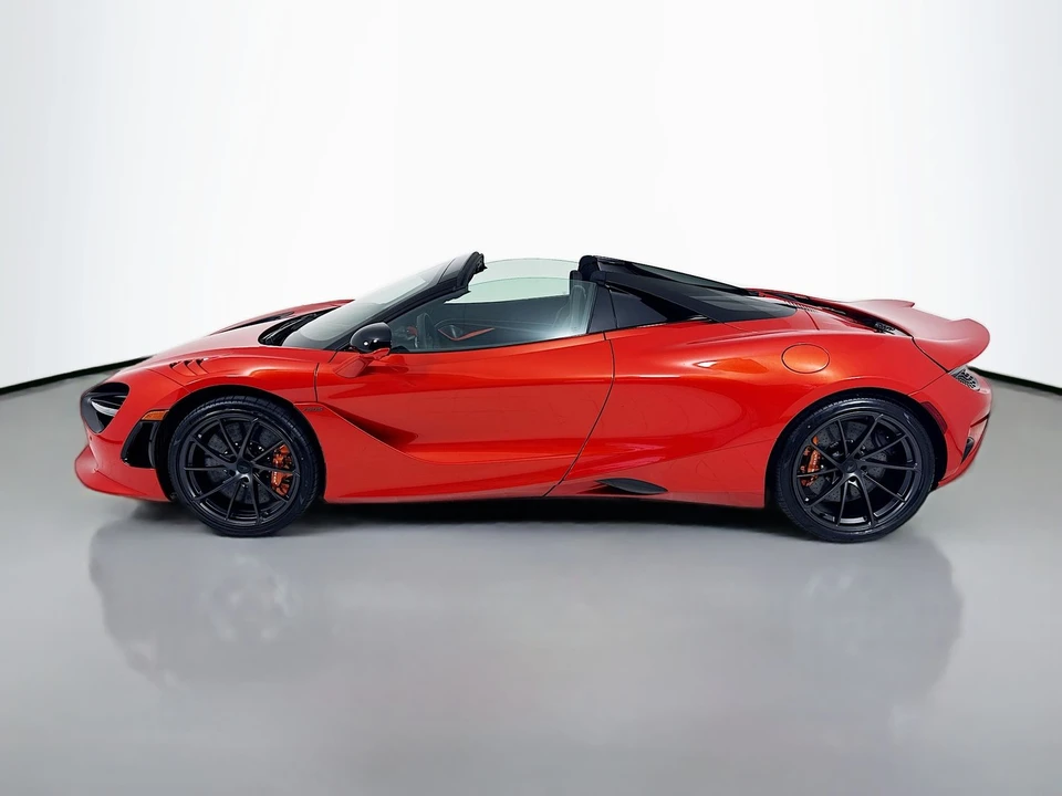 2027 McLaren 750S Spider - Image 4 of 22