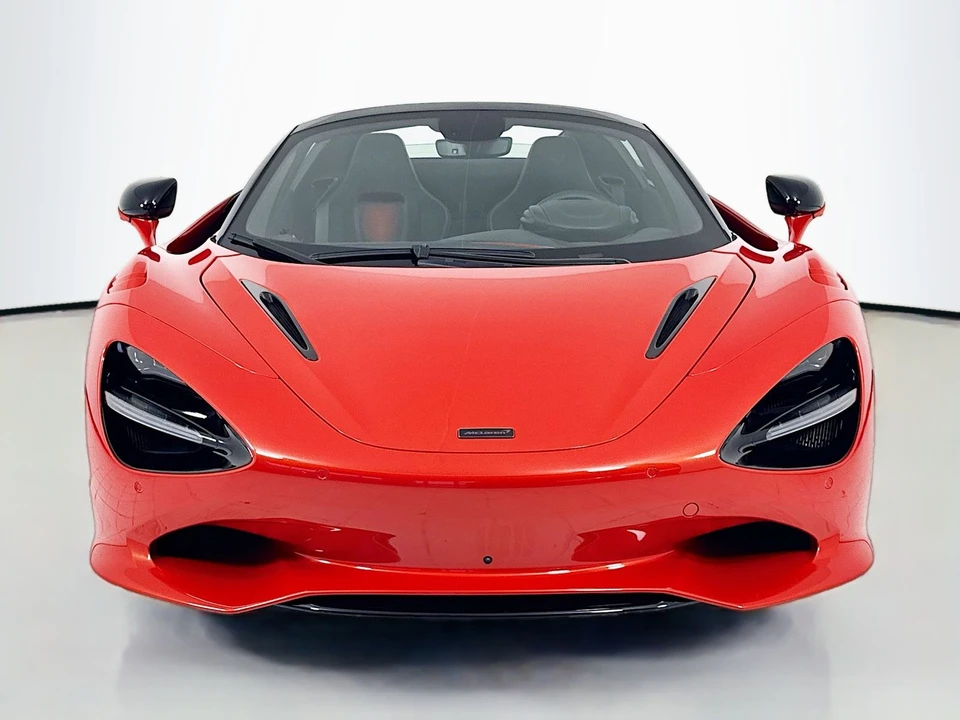 2027 McLaren 750S Spider - Image 2 of 22