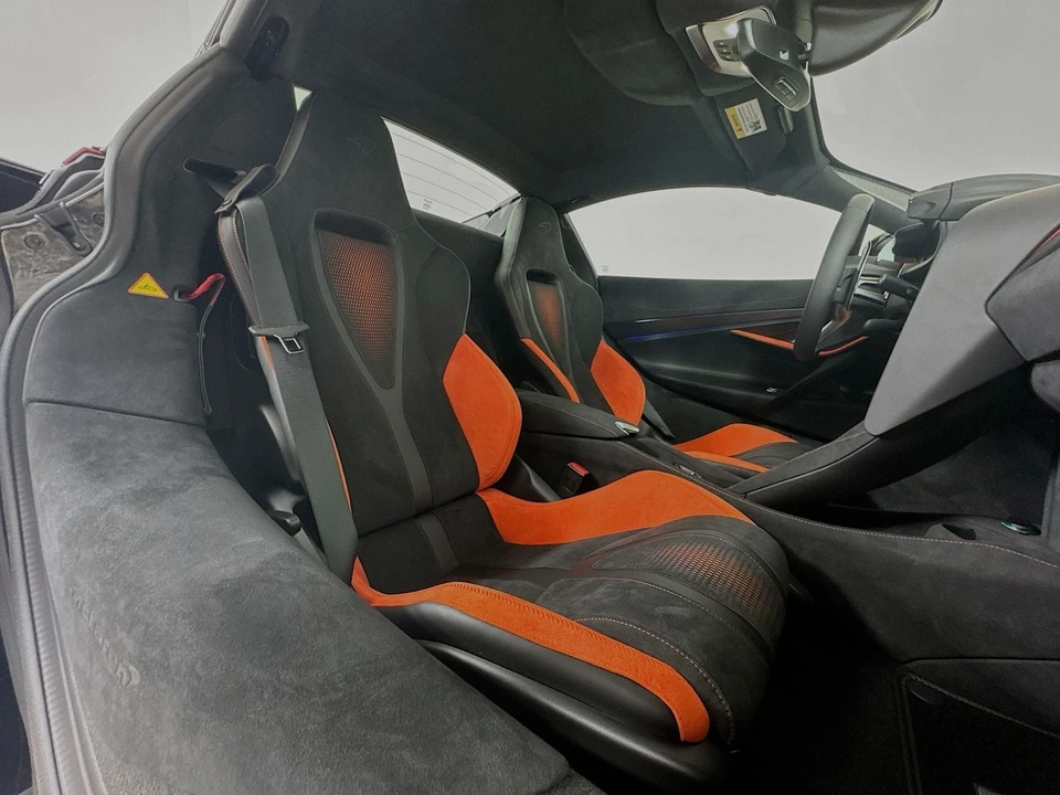 2027 McLaren 750S Spider - Image 20 of 22