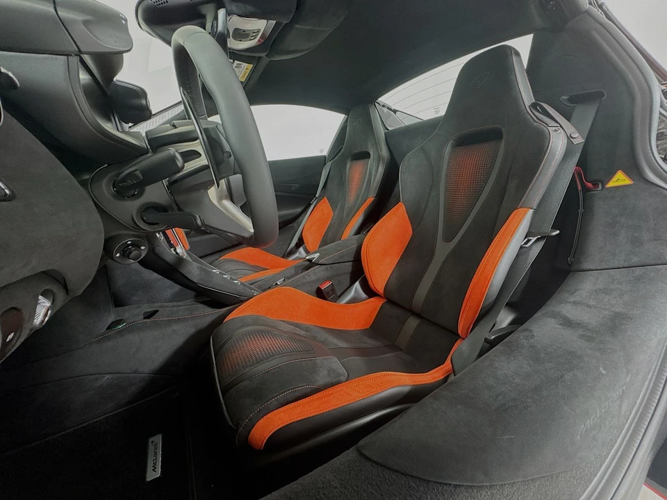 2027 McLaren 750S Spider - Image 18 of 22