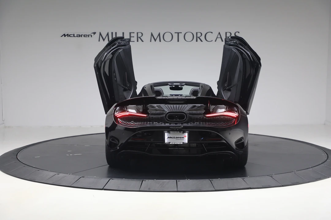 2027 McLaren 750S Spider - Image 18 of 31