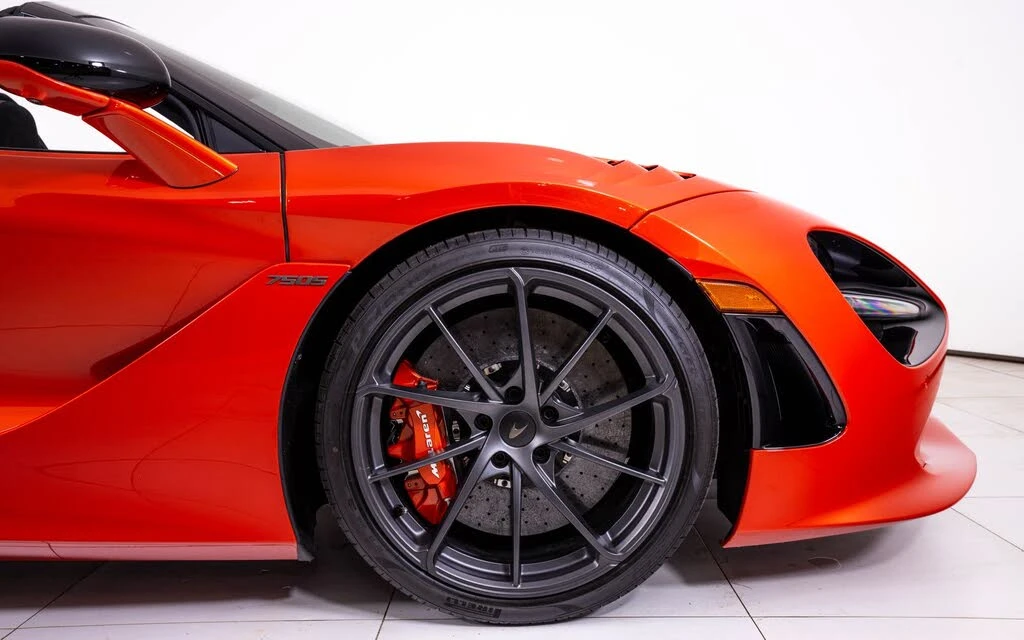 2027 McLaren 750S Spider - Image 20 of 26