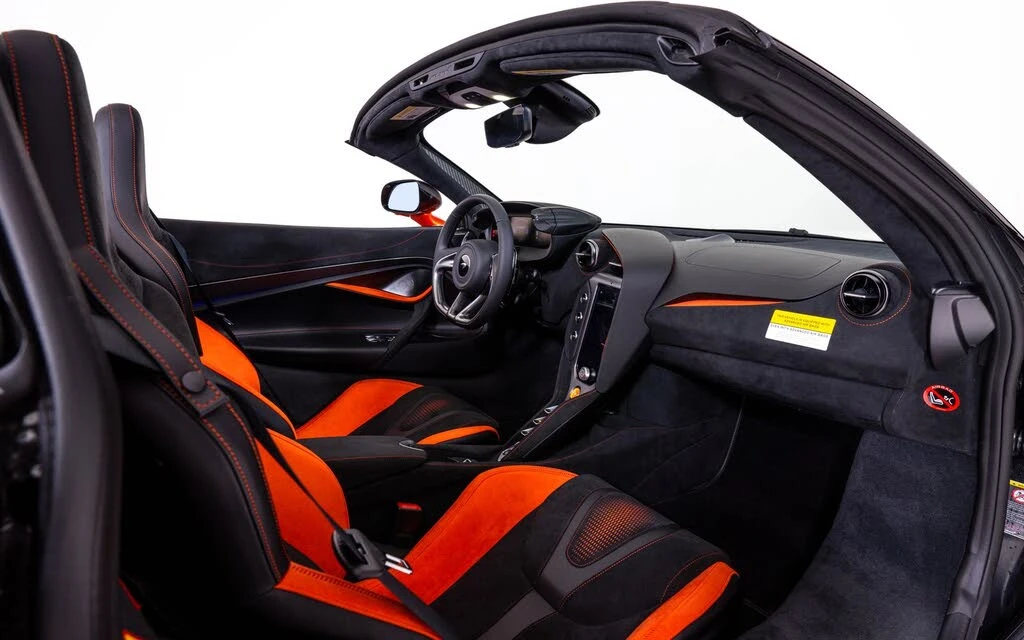 2027 McLaren 750S Spider - Image 25 of 26