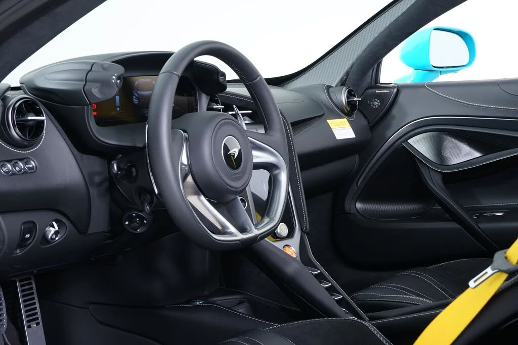 2027 McLaren 750S Spider - Image 4 of 27