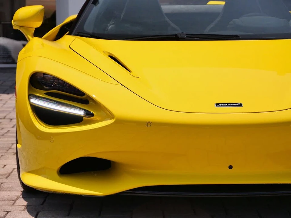 2027 McLaren 750S Spider - Image 6 of 27