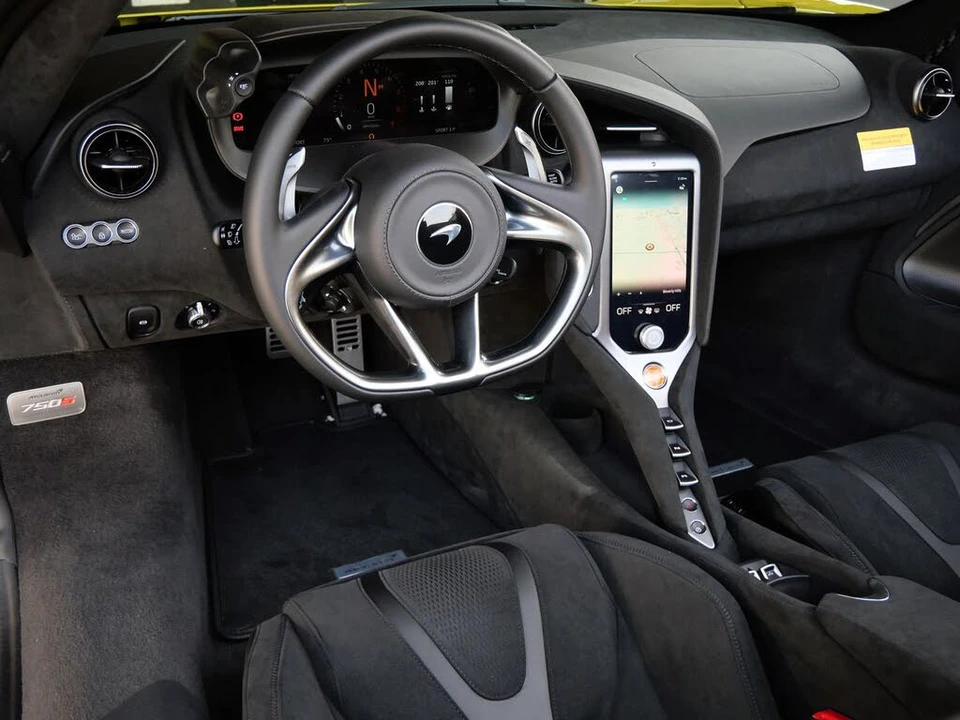 2027 McLaren 750S Spider - Image 8 of 27