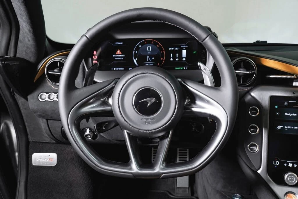 2027 McLaren 750S Spider - Image 11 of 31