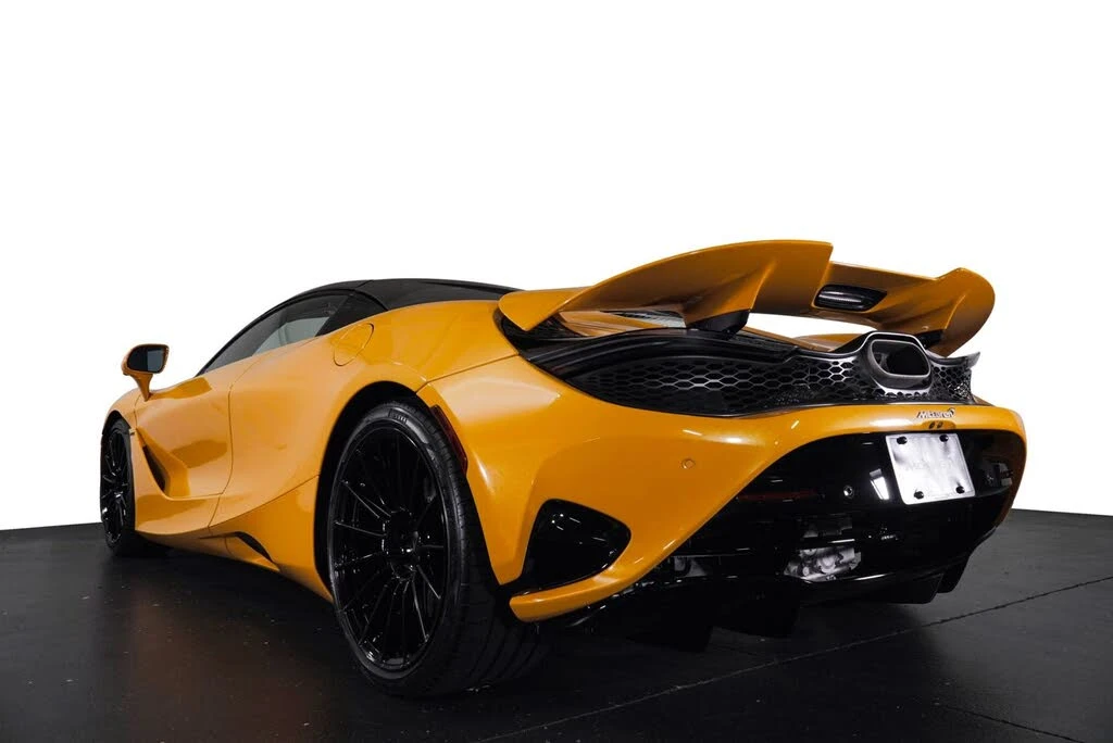 2027 McLaren 750S Spider - Image 8 of 31