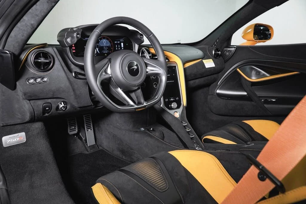 2027 McLaren 750S Spider - Image 3 of 31