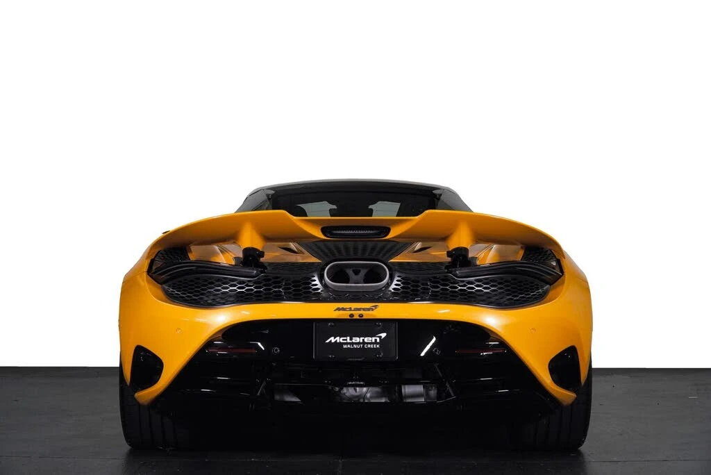 2027 McLaren 750S Spider - Image 18 of 31