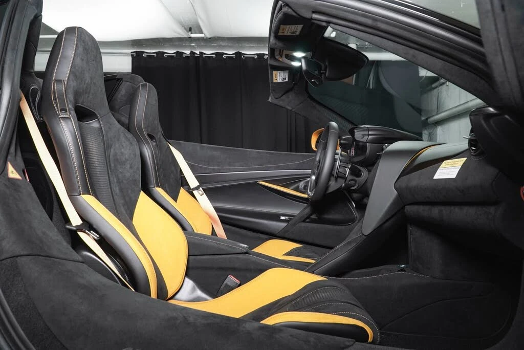 2027 McLaren 750S Spider - Image 12 of 31