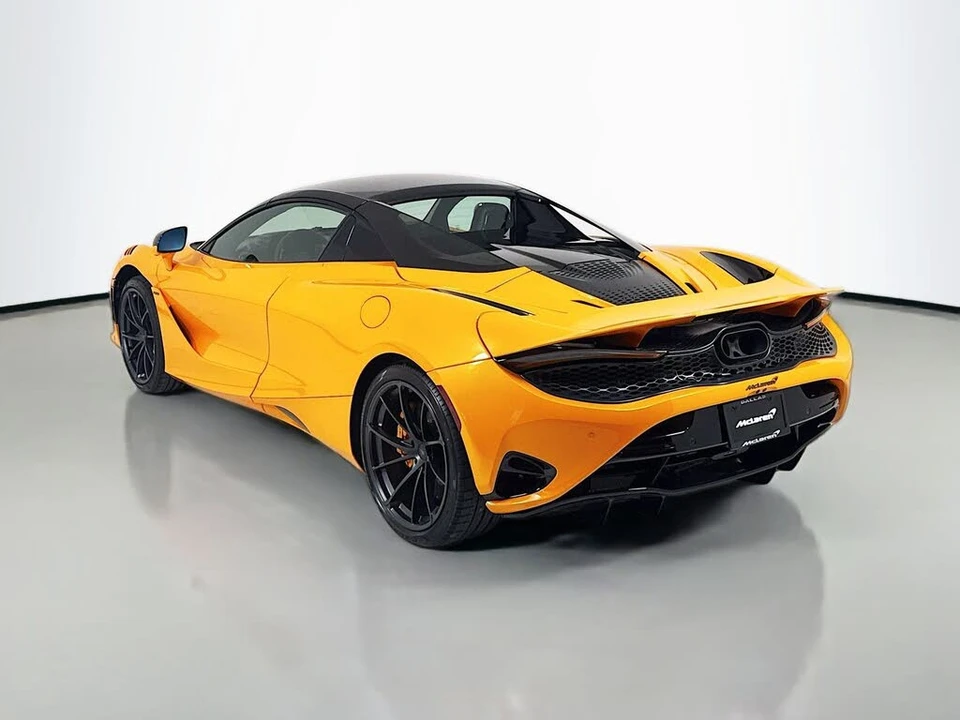 2027 McLaren 750S Spider - Image 5 of 22